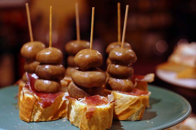 pinchos-bar-espana