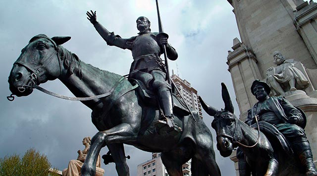 Statue of Don Quixote and Sancho in Madrid