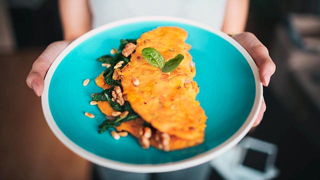 dar la vuelta a la tortilla dar la vuelta a la tortilla