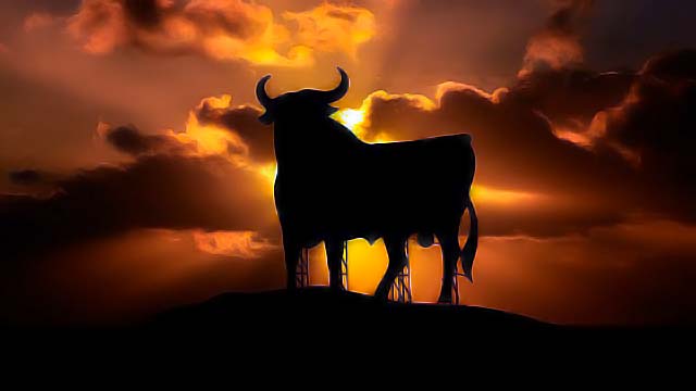 strange traditions learn spanish