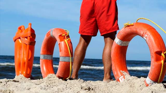 spanish-lifeguard-socorrista