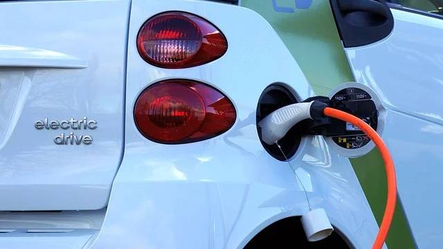 learn-spanish-electric-car